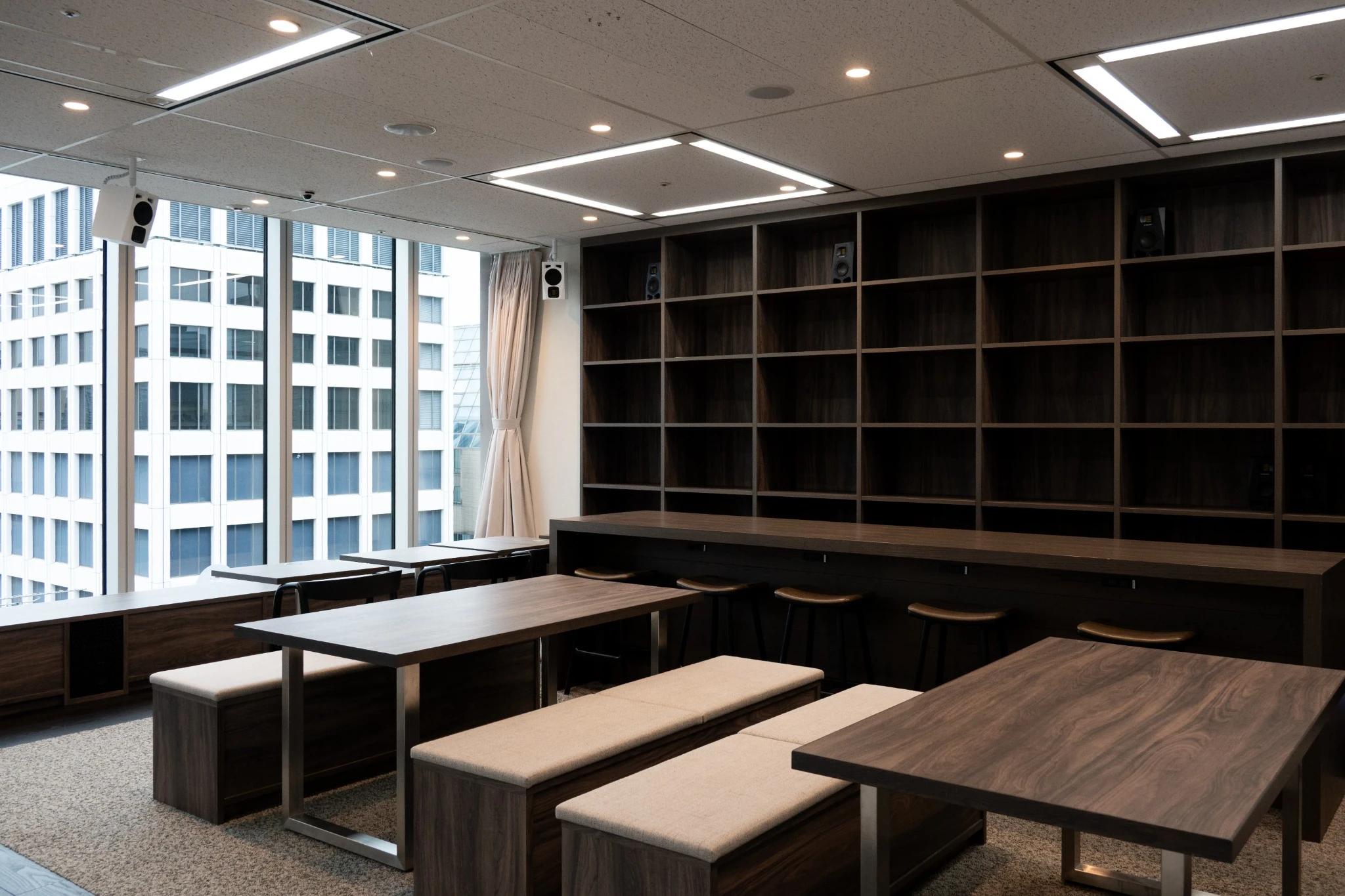 キンライサー様　執務室