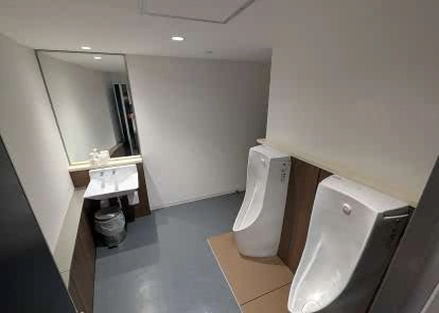 都内法律事務所様